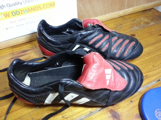 รองเท้าสตั๊ท  มือสองของแท้ งามๆ  .... หลายคู่ครับ