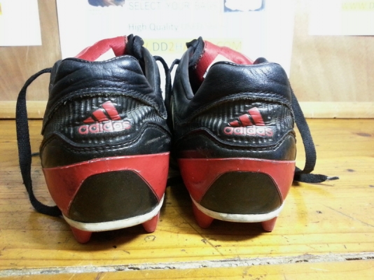 รองเท้าสตั๊ท  มือสองของแท้ งามๆ  .... หลายคู่ครับ