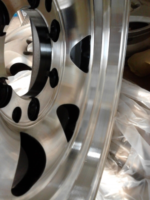 ขาย MAG 15 X 7.5 4 WD. ติดต่อ.081-427-3941 ขาย MAG 15 X 7.5 4 WD. ติดต่อ.081-427-3941