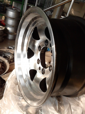 ขาย MAG  15 X  7.5    4 WD.  ติดต่อ.081-427-3941