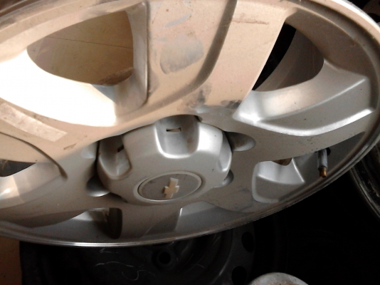 ขายแม๊ก เชฟโรเร็ต  6 รู สวยๆ ของจริงสวย แต่ไม่ได้ขัด ติดต่อ 081-427-3941