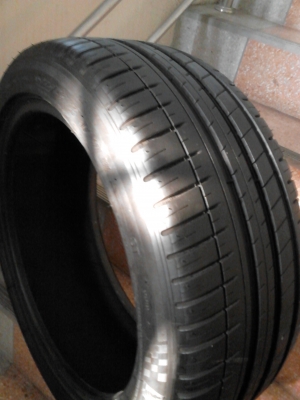 225/45R17 MICHELIN Pirot S port 3 สภาาพสวยมาก หนาเท่าภาพเเรก ทั้ง 4 เส้น TEL.081-427-3941 225/45R17 MICHELIN Pirot S port 3 สภาาพสวยมาก หนาเท่าภาพเเรก ทั้ง 4 เส้น TEL.081-427-3941