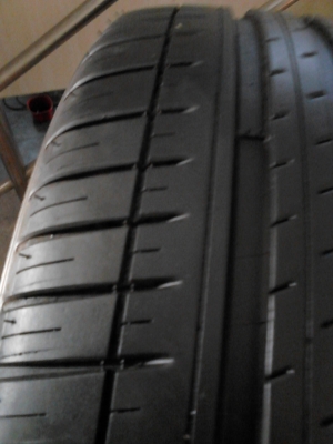 225/45R17 MICHELIN Pirot S port 3 สภาาพสวยมาก หนาเท่าภาพเเรก ทั้ง 4 เส้น TEL.081-427-3941 225/45R17 MICHELIN Pirot S port 3 สภาาพสวยมาก หนาเท่าภาพเเรก ทั้ง 4 เส้น TEL.081-427-3941
