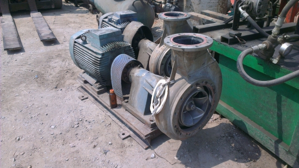 Sell> ขายปั้มน้ำสเตนเลสพร้อมมอเตอร์ 30 แรง ใช้งานได้ทันทีครับ เข้า 10.5" นิ้ว ออก 6" นิ้ว ครับ มี 3 ตัว กำแพงแสน นครปฐมครับ