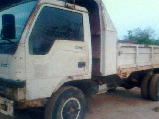 หกล้อดั้ม มิตซู115แรง เกียร์ใหญ่ Fหน้าFหลัง ยาง8.25 รถใช้งานได้ดีครับ หกล้อดั้ม มิตซู115แรง เกียร์ใหญ่ Fหน้าFหลัง ยาง8.25 รถใช้งานได้ดีครับ