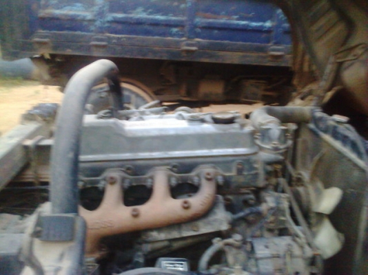 หกล้อดั้ม มิตซู115แรง เกียร์ใหญ่ Fหน้าFหลัง ยาง8.25 รถใช้งานได้ดีครับ หกล้อดั้ม มิตซู115แรง เกียร์ใหญ่ Fหน้าFหลัง ยาง8.25 รถใช้งานได้ดีครับ