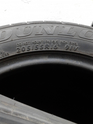 DUNLOP  SP SPORT 01  มี ชุด 4 เส้น TEL.081-427-3941