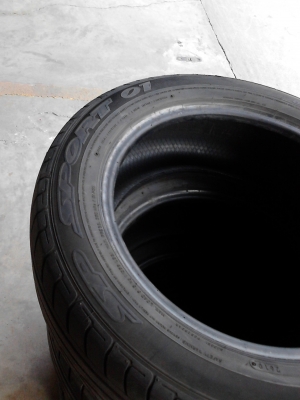 DUNLOP  SP SPORT 01  มี ชุด 4 เส้น TEL.081-427-3941