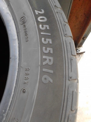 DUNLOP  SP SPORT 01  มี ชุด 4 เส้น TEL.081-427-3941