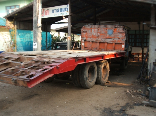 ขายรถเทรลเลอร์บรรทุกหัวยาว 2 เพลา ขึ้นแม็คโคร 200 ได้