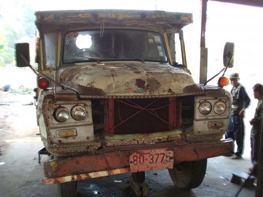 ขายรถเทรลเลอร์บรรทุกหัวยาว 2 เพลา ขึ้นแม็คโคร 200 ได้