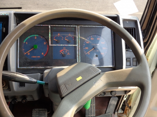 ขายสิบล้อ 3H ดั้ม สภาพพร้อมใช้รถสวยตามรูป