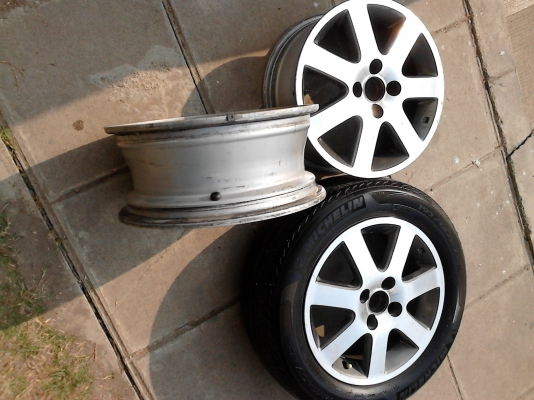 ขาย MAG  ขนาด 4 รู 100 15 X 6 JJ.  ติดต่อ.081-427-3941