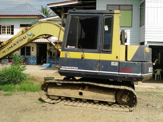 ขายด่วน รถแบคโฮ pc 60- 5