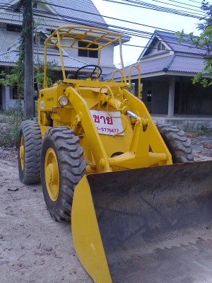 ขายรถตัก JH30- B  ราคา 400,000