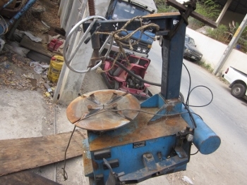 ขาย- เครื่องถอดยาง รถยนต์ HOFMANN มือสองเก่าญี่ปุ่น พร้อมใชังาน