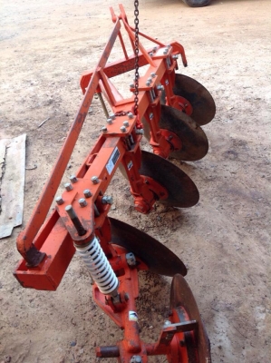 ผานบุก 4 ใบ คูโบต้าตราช้าง สภาพดีเยี่ยม