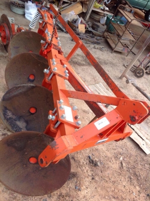 ผานบุก 4 ใบ คูโบต้าตราช้าง สภาพดีเยี่ยม