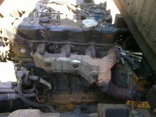 ISUZU NPR57L  100 แรง พวงมาลัย เพาเวอร์ กระบะปูเหล็กยางเต็ม 6 เส้น ซัซซี่สวยๆ