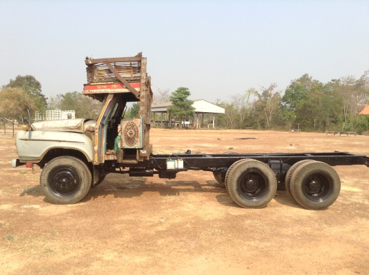 ขายหัว+คัสซี 10 ล้อหัวยาว 2 เพลาใหญ่ช่วงล่าง FUSO เครื่อง EH700 168 แรงม้า สโลว์อินเตอร์ คัสซีสวยจัด ยางเต็ม ทะเบียนพร้อมโอน