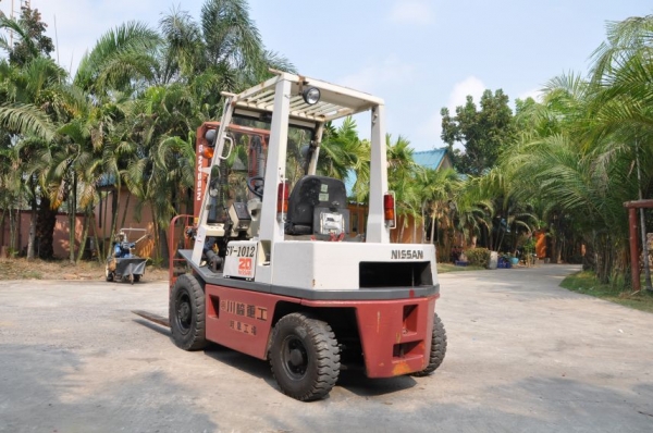 ขายFORKLIFT NISSAN2ตัน(ติดแอร์) สภาพสวยเดิมจากญี่ปุ่นยังไม่เคยใช้านในไทย 149,000เท่านั้น!!!