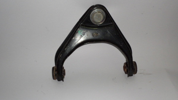 ปีกนก MITSUBISHI รุ่น TRITON บน 2 WD