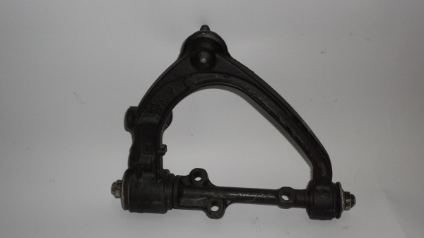 ปีกนก TOYOTA รุ่น COMMUTER บน