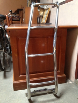 บันไดขึ้นหลังคารถ Ford Everest โฉมปี 07-09