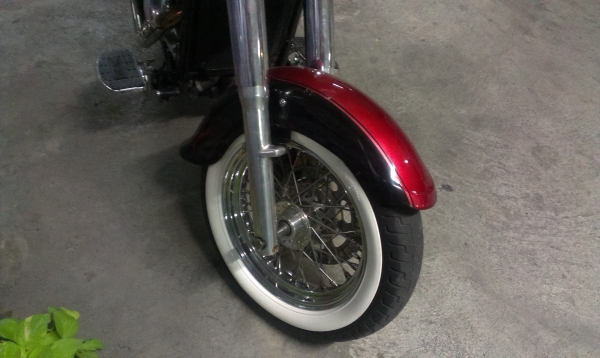 ต้องการขาย ต่อรองราคากันได้kawasaki vulcan400 คลาสิคปี 99 ทะเบียน เเต่งสวย