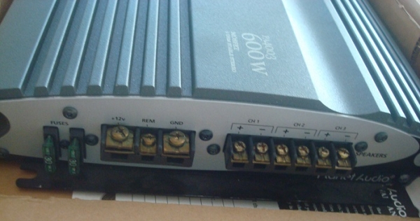 แอมป์ 3Ch Planet Audio PA4003 แอมป์ 3Ch Planet Audio PA4003