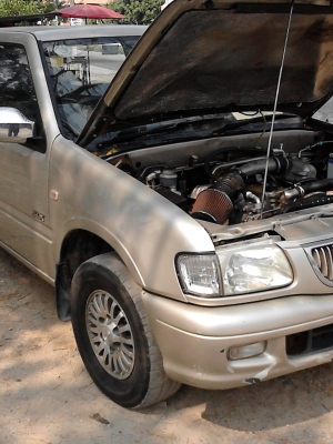 ISUZU DRAGON EYE (SPACECAB THE GOLDENPOWER) ปี2000 เกียร์ธรรมดา TURBO เครื่อง 2500 CC.สุดประหยัด เก็บไว้ดูแล ซ่อมง่ายถึงใหนถึงกัน TEL.081-427-3941 ISUZU DRAGON EYE (SPACECAB THE GOLDENPOWER) ปี2000 เกียร์ธรรมดา TURBO เครื่อง 2500 CC.สุดประหยัด เก็บไว้ดูแล ซ่อมง่ายถึงใหนถึงกัน TEL.081-427-3941