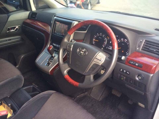 ขายถูกๆ Toyota Vellfire 2.4V ปี2011