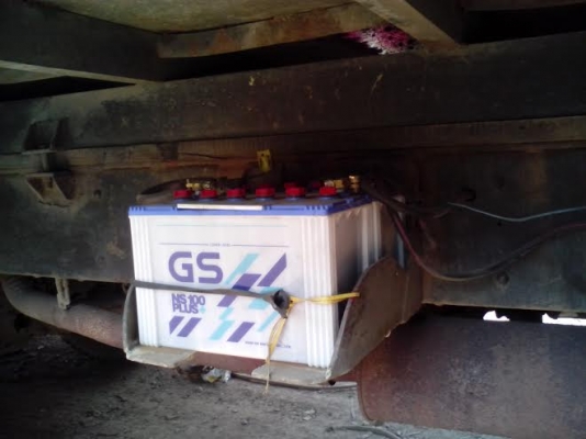 ขายด่วนร๊อคกี้แท้ๆ ปี 40 เครื่อง 195 แรงม้า กะบะพื้นเรียบ ยางดีพร้อมใช้ ขายด่วนร๊อคกี้แท้ๆ ปี 40 เครื่อง 195 แรงม้า กะบะพื้นเรียบ ยางดีพร้อมใช้