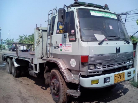 ขายด่วนร๊อคกี้แท้ๆ ปี 40 เครื่อง 195 แรงม้า กะบะพื้นเรียบ ยางดีพร้อมใช้