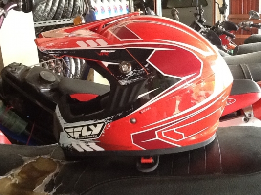 หมวกกันน็อกวิบาก. รอส่งบ่ายน้ีครับ