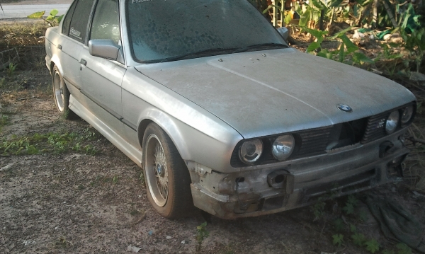 แกะทุกชิ้นเครื่องดีขับได้ BMW318I ทั้งคัน30000