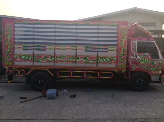 Hino fc 165 แรง สีชมพูสดใหม่ Hino fc 165 แรง สีชมพูสดใหม่