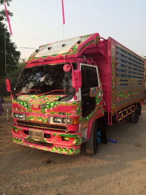 Hino fc 165 แรง สีชมพูสดใหม่ Hino fc 165 แรง สีชมพูสดใหม่