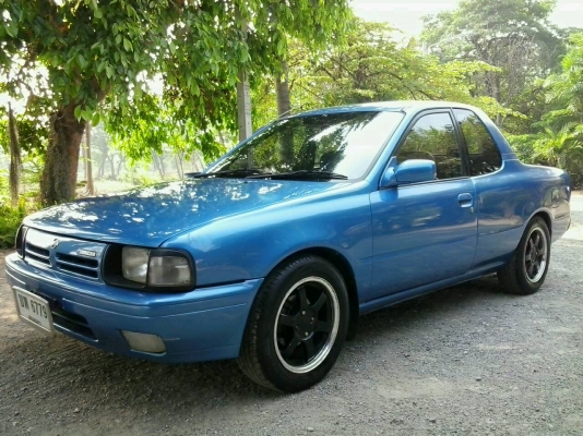 NV Queen cab แค็บใหญ่ สวยๆเนียนๆ แอร์เย็น เพลงเพราะ วิ่งดีแถมประหยัด