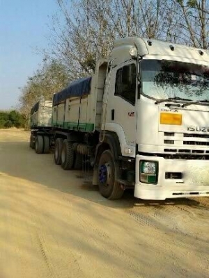 รถอีซูซุ 10 ล้อดั้ม 360 แรงม้า. ปี 55   ( ขายแม่ , ลูก )  ( รถวิ่ง 1xx,xxx กม. )  สนใจติดต่อ 081 - 6079515