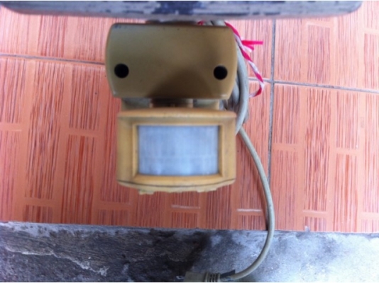 ไฟสปอตไลพร้อมเซนเซอญี่ปุ่น VRS import auto part