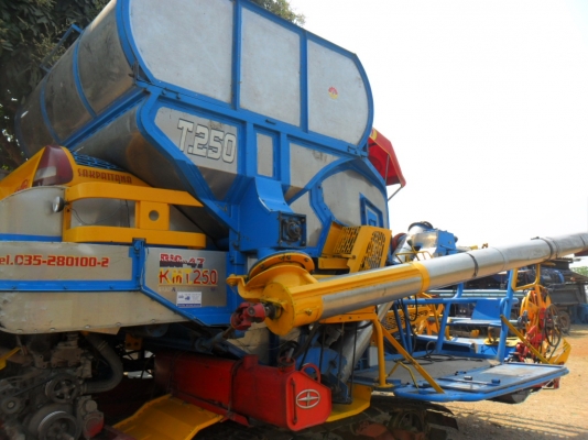 ขายรถเกี่ยวข้าว ศักดิ์พัฒนา KM47 12HT