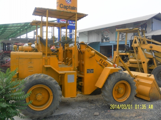 รถตักฟูรูกาว่าFL60-1สภาพดีราคาถูกพร้อมใช้ยังไม่ใช้ในประเทศไทยสนใจโทร0816426706