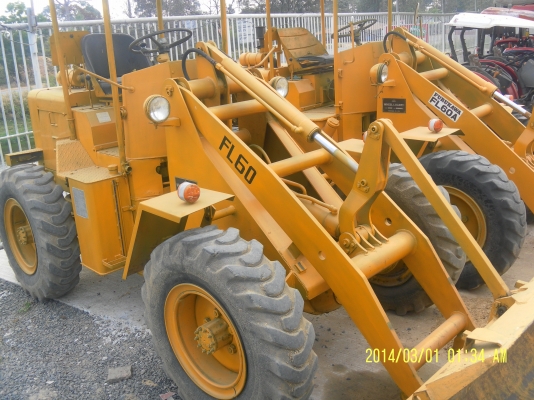 รถตักฟูรูกาว่าFL60-1สภาพดีราคาถูกพร้อมใช้ยังไม่ใช้ในประเทศไทยสนใจโทร0816426706