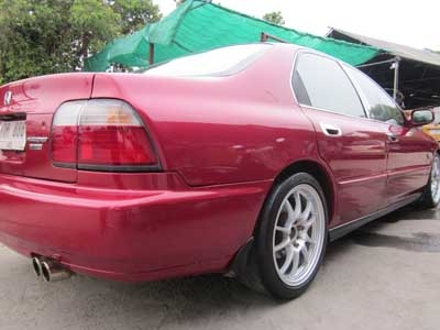 Honda Accord ปี 97 สีแดง เกียร์ ออโต้ เครื่อง 2.2 รถสวยพร้อมใช้