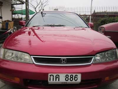 Honda Accord ปี 97 สีแดง เกียร์ ออโต้ เครื่อง 2.2 รถสวยพร้อมใช้