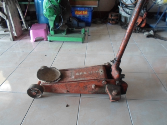 จระเข้ยกของ  สภาพเดิม ๆ ขายตามสภาพ   1,500 ใครซ่อมเป็น ขายให้ถูก ๆ