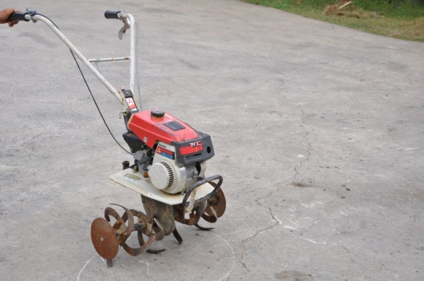 ขายเครื่องพรวนดินMITSUBISHI สภาพสวยเดิมจากญี่ปุ่น คล่องตัวแรงดี 8,500เท่านั้น!!