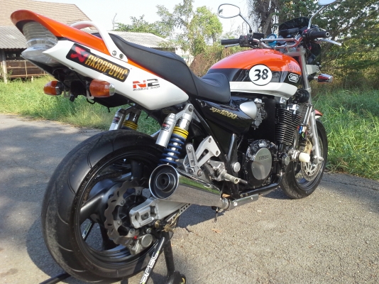 YAMAHA XJR Y.98 1200cc.กล่องไฟแต่ง ETC ยุ่นแท้ ของแต่งเต็มคัน