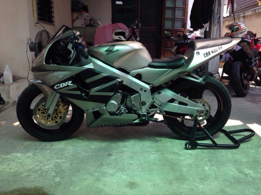 CBR 400 ปี89 ทะเบียนภาษีไม่ขาดต่อ แฟริ่ง CBR 600 CBR 400 ปี89 ทะเบียนภาษีไม่ขาดต่อ แฟริ่ง CBR 600